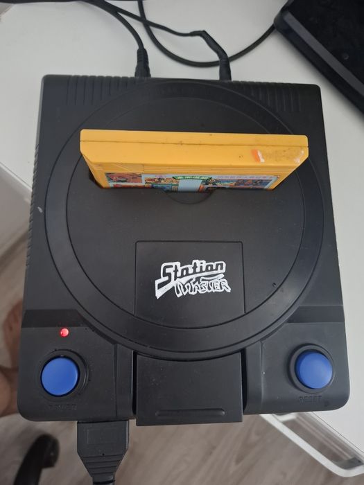 Consola Terminator joc pe televizor