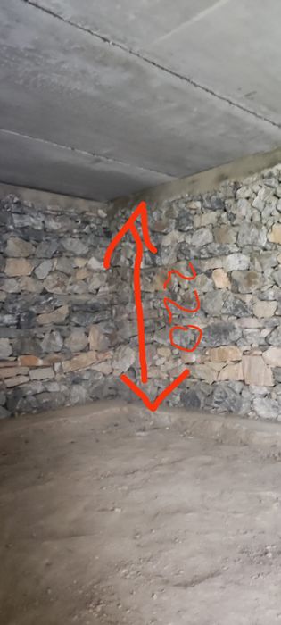 Karmanada Yer uchastkasi sotiladi