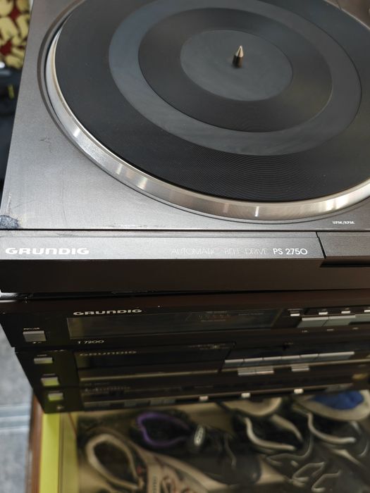 Сет Grundig - 220 евро всичко