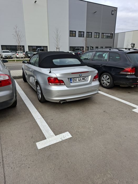 Vând Bmw e88 118.i benzina