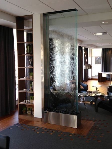 Водопад по стеклу ойнали шаршара