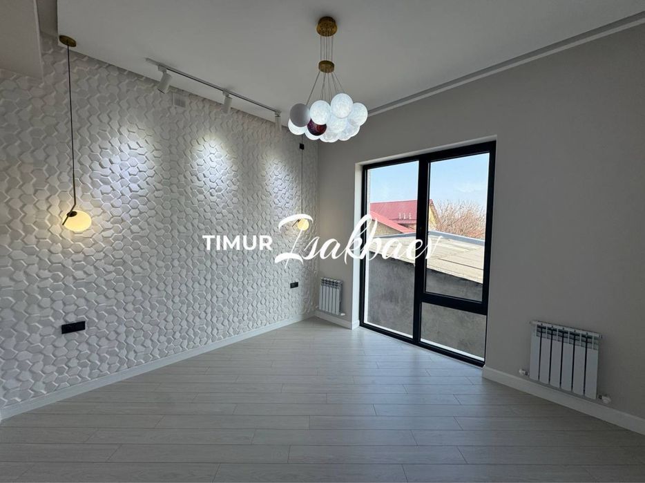 Продам Новый ЕвроДом Hi Tech ул.Циолковского 2 сотки