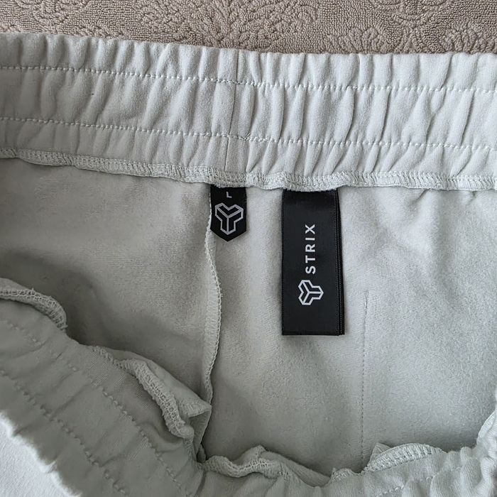 Дамско долнище Essential Moon Grey - STRIX