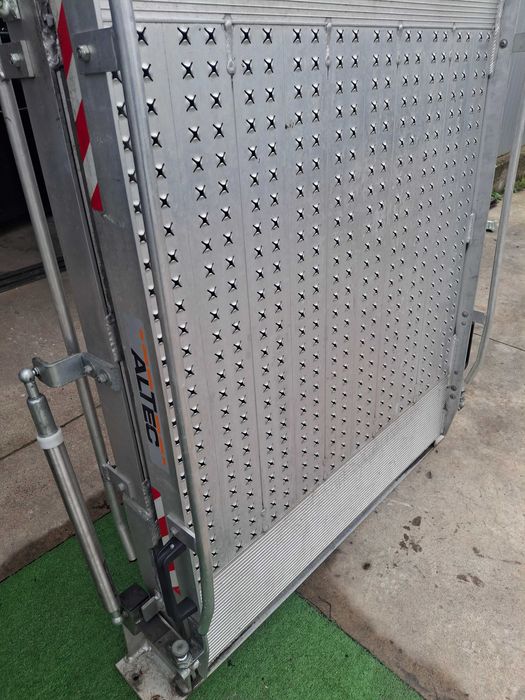 Алуминиеви рампи за бус- пикап