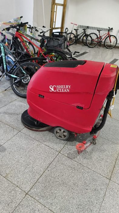 Поломоечная машинка