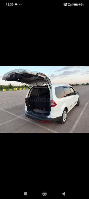 Ford Galaxy 2010