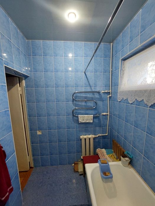 Продаётся 3/2/4,серия 77