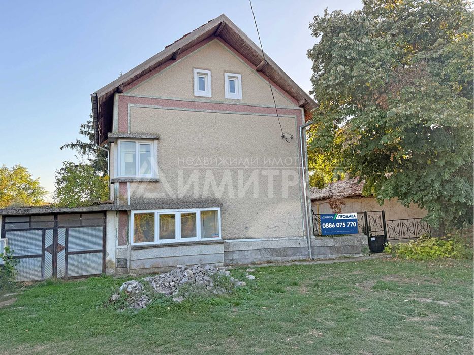 Продава се Къща в с. Зайчино ореше, Област Шумен - 120 кв.м за 417 €/кв.м - Снимка #1