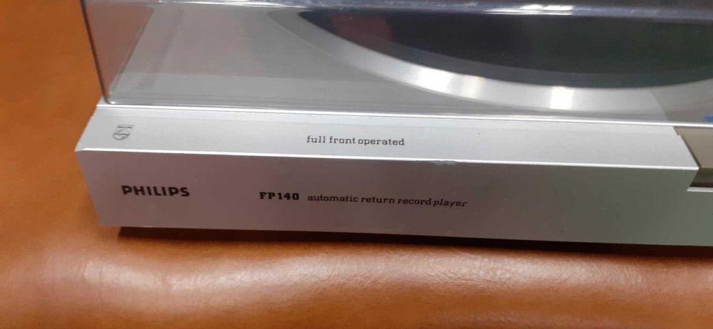 Грамофон Philips FP 140