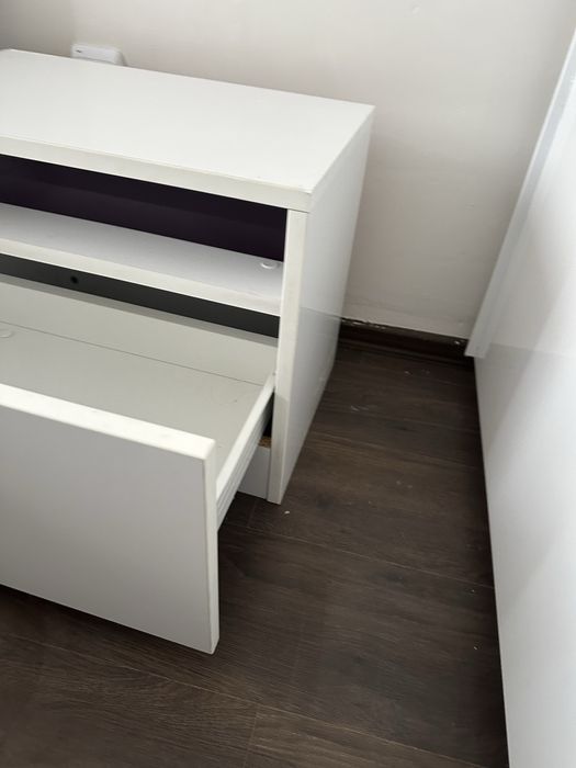 2бр. Скрин  с чекмедже в бял цвят