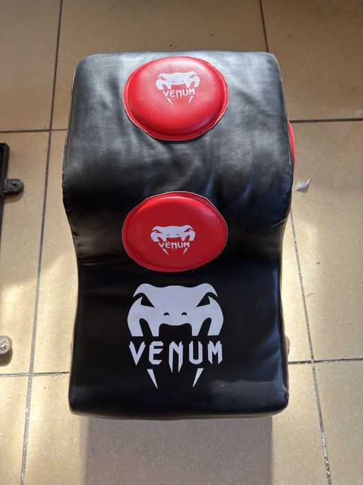 Настенные  груши