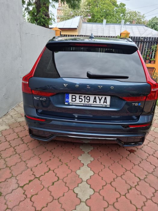 VOLVO XC60 2024 — imagine 2
