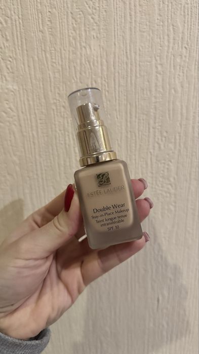 Продам тональный крем Estee Lauder