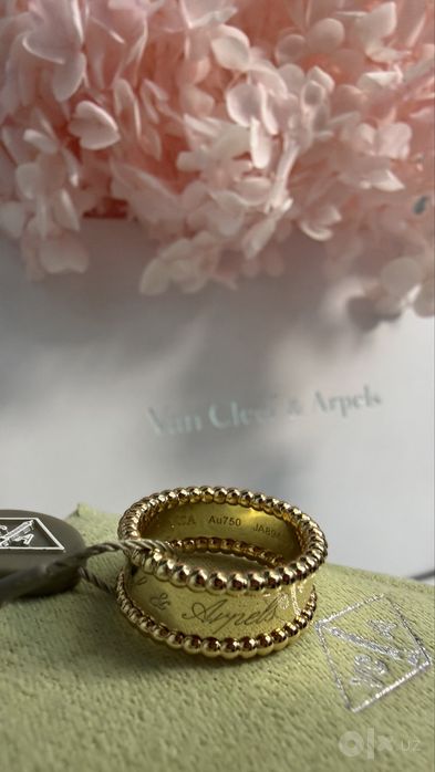 Кольцо Van Cleef & Arpels V-Gold