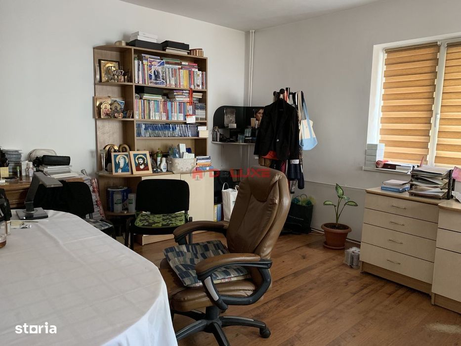 Casă / Vilă cu 6 camere în zona Sud-Est