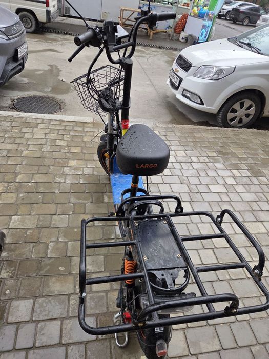 LARGO MOTORS  sotiladi