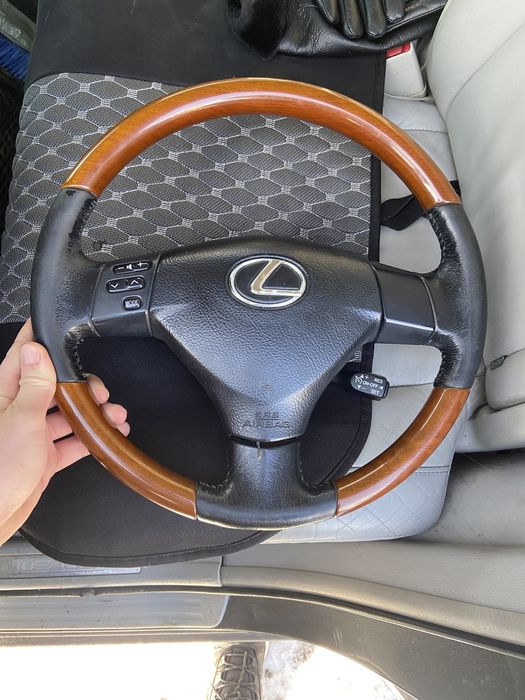 Руль Lexus rx 330 350