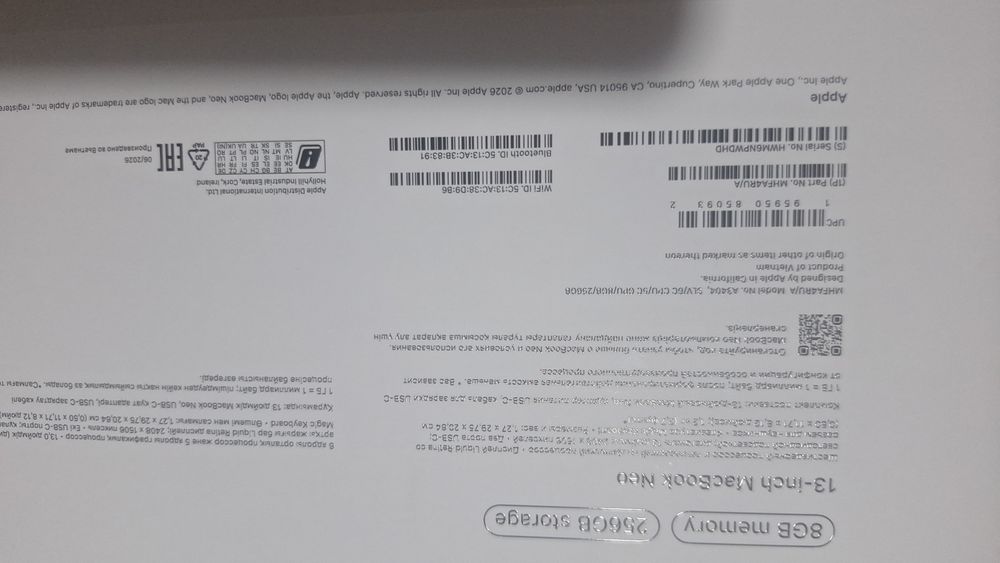 Macbook neo A18 sotiladi