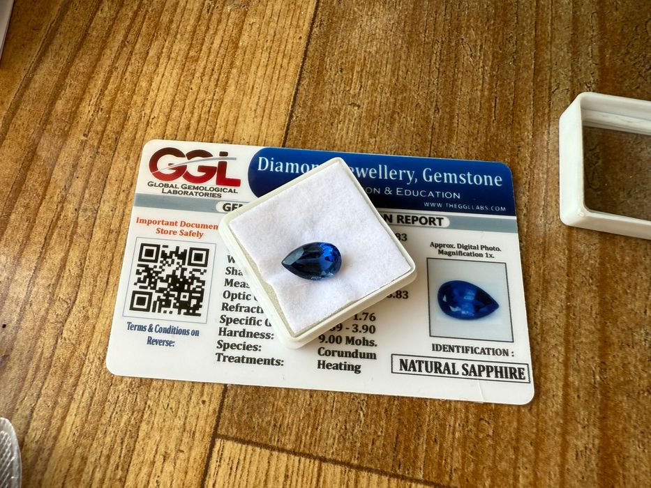 Сапфир - 4.07 КАРАТА + Сертификат