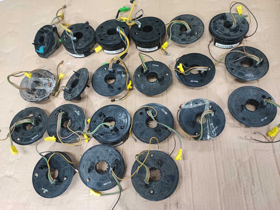 Лентов кабел ъгъл на завиване от Мерцедес