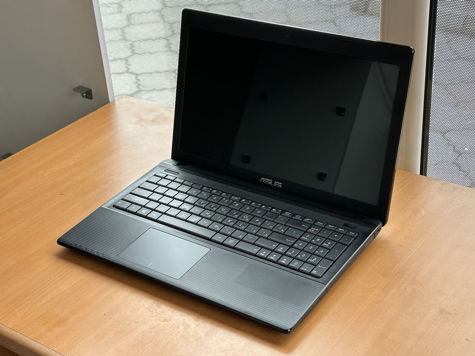 Ноутбук Asus X55