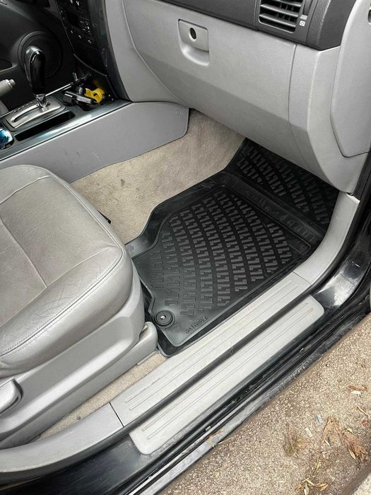 Гумени стелки тип леген за всички марки и модели автомобили