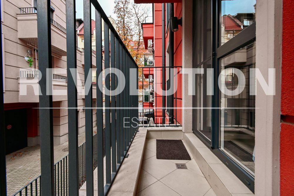 Продава се Двустаен апартамент в София, Надежда 2 - 48 кв.м за 3855 €/кв.м - Снимка #8