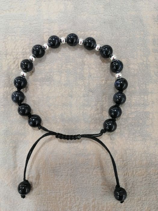 Vând brățari noi, din pietre naturale și biluțe argint, pentru femei