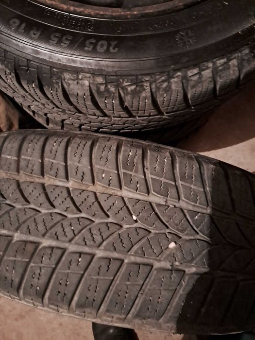 Гуми + джанти 16ки за голф 4 240 лева