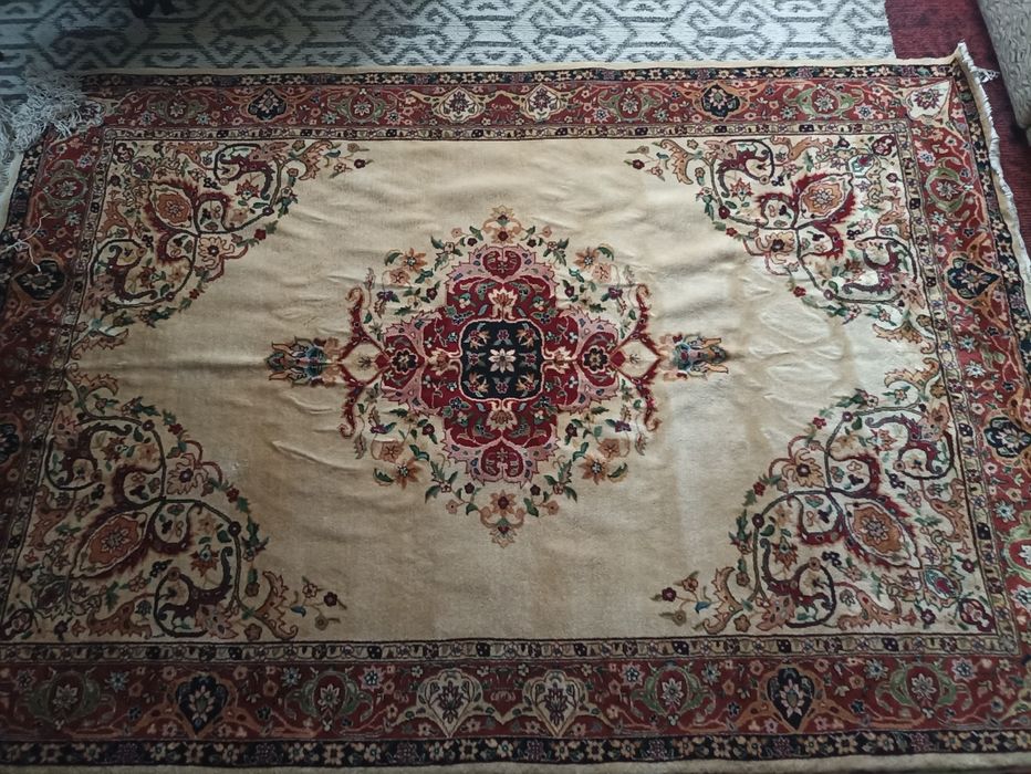 Продам ковер  шерсть