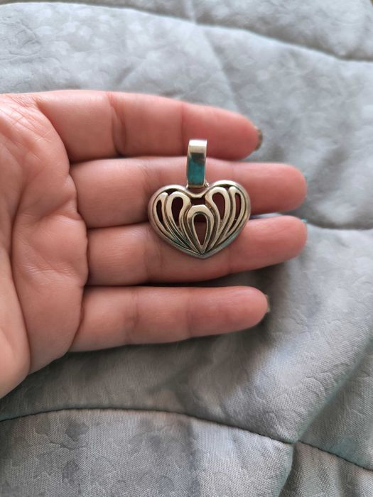 Сребърен медальон сърце