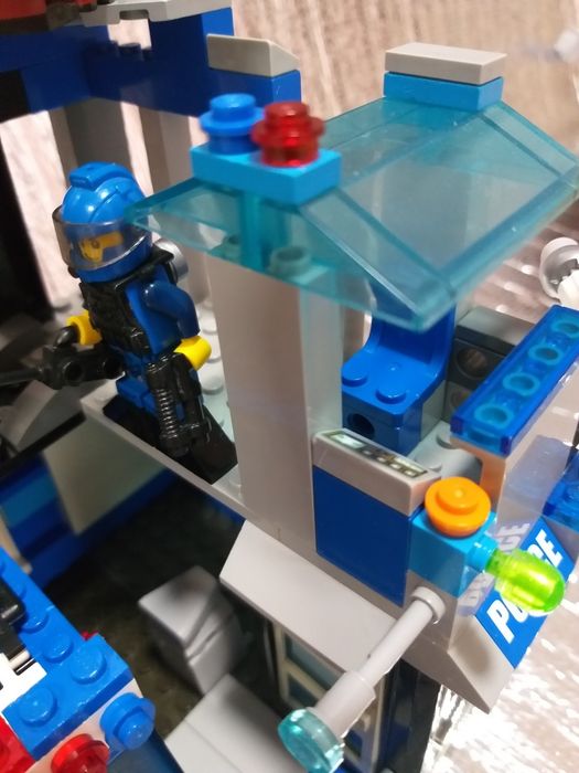 Полицейский участок,  lego