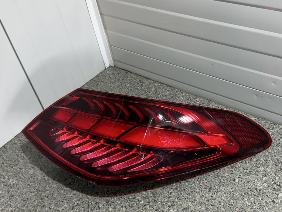Tripla Mercedes-Benz C W206
