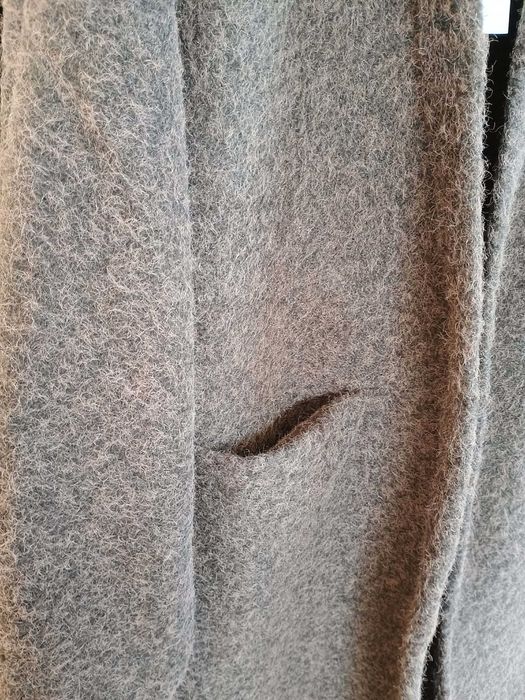 Вълнена кафява жилетка