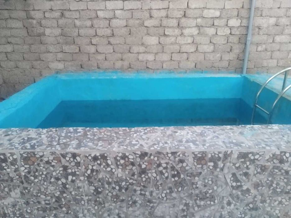 8 sotixli dacha sotiladi