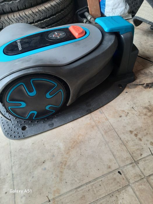 Робот. Косачка за трева