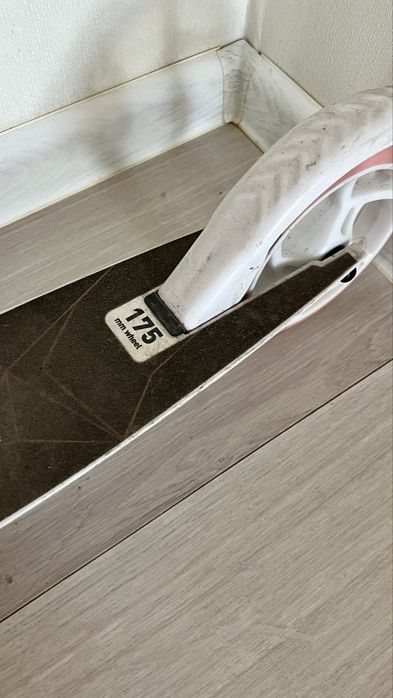 Самокат Reaction