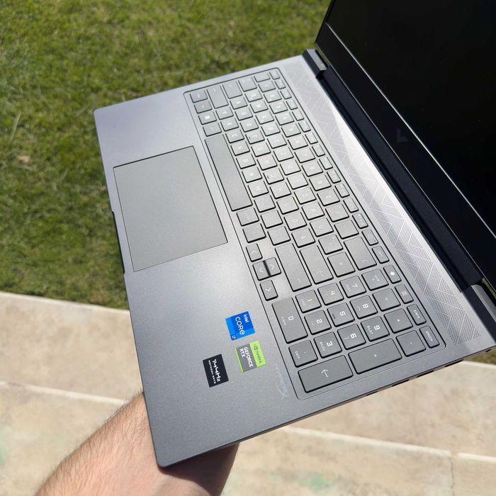 Геймърски Лаптоп HP Victus 16 i7-14700HX, RTX 4060, 32GB RAM