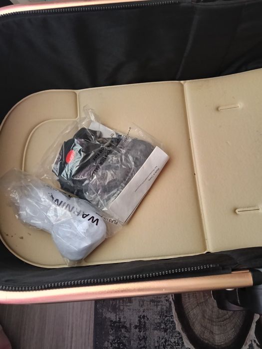 Продам 2 в 1 коляску трансформер