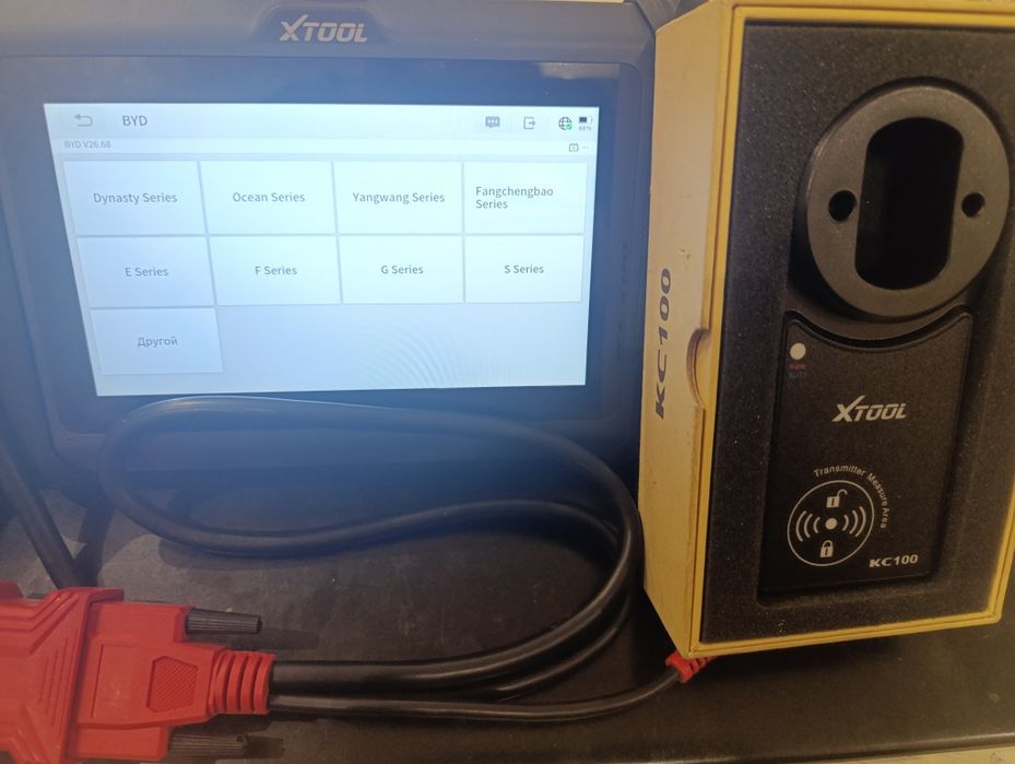 Продам программатор чипов Иммо автоключей XTOOL X100 Pads