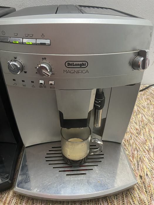 Expresor cafea Delonghi magnifica eco