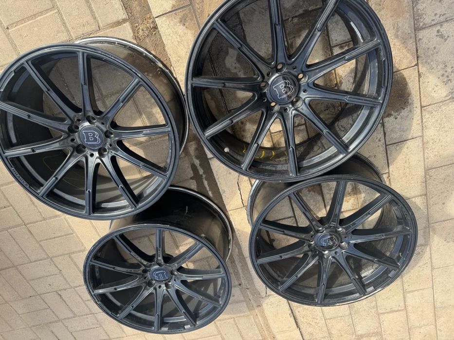 Продаю диски на мерседес r20