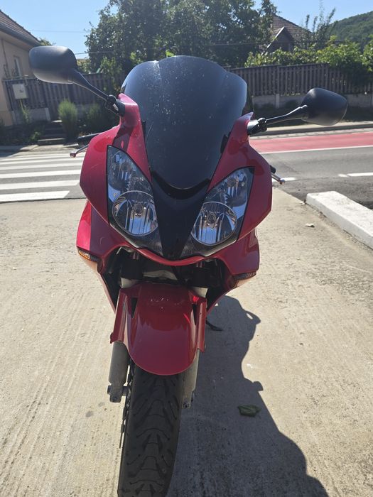 Honda VFR800 RC46