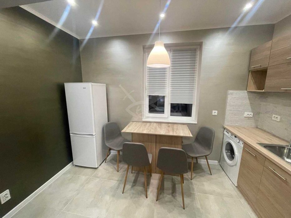 Дава се под наем Двустаен апартамент в Пловдив, Христо Смирненски - 60 кв.м за 498.27 € - Снимка #1