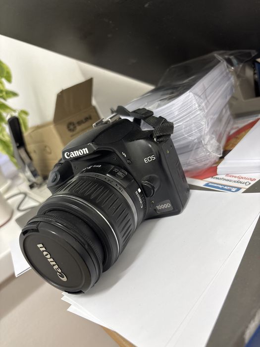 Продам фото камеру Canon 1000D