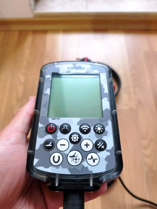 Металотърсач ​Minelab Equinox 600 — Дълбоководна версия.  Водоустойчива кутия