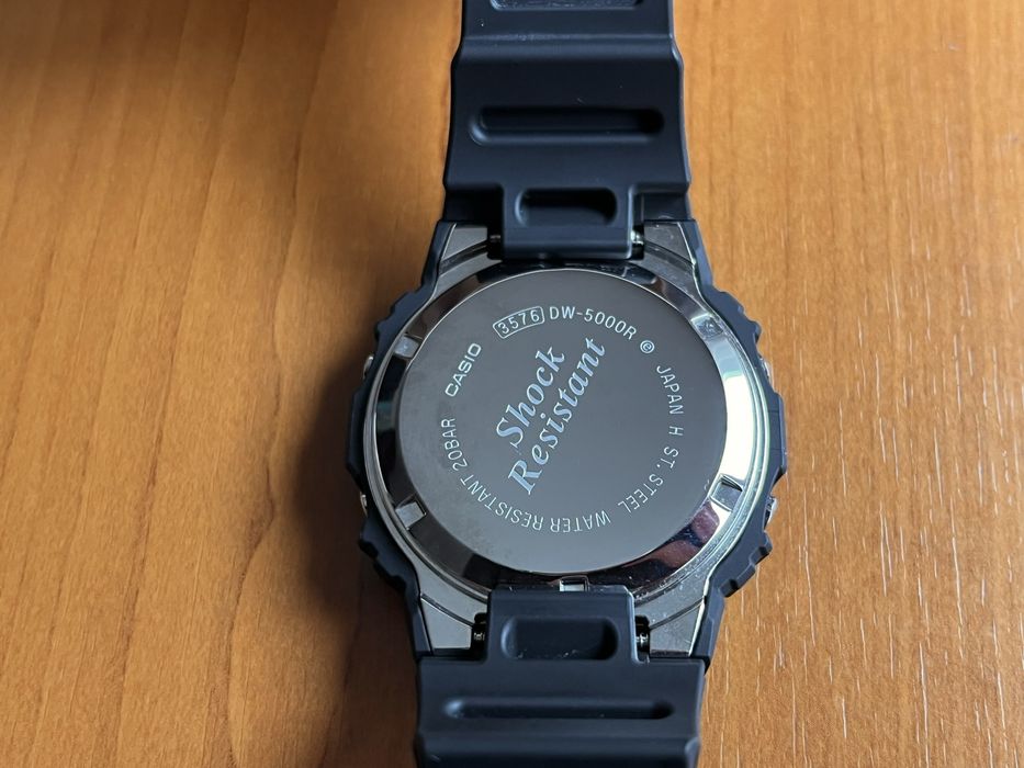 Casio 5000R- la cutie