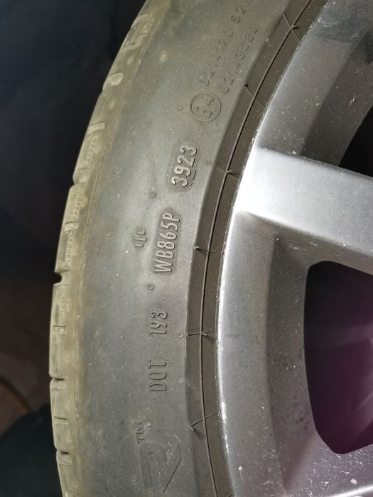 Гуми Pirelli P Zero235/45/R18