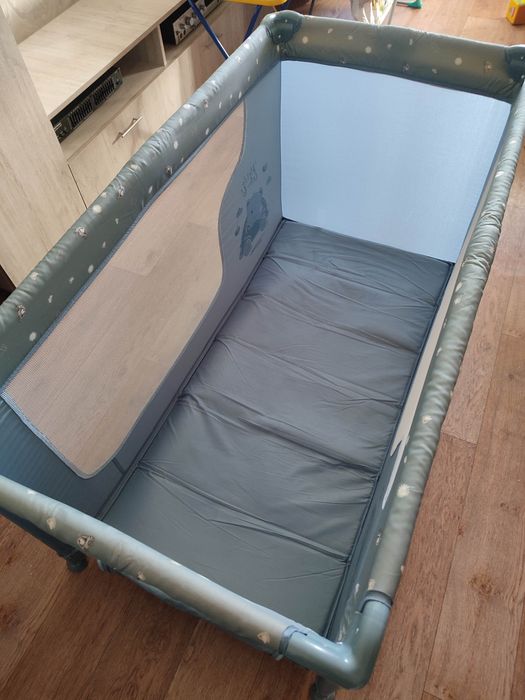 Продам детский манеж