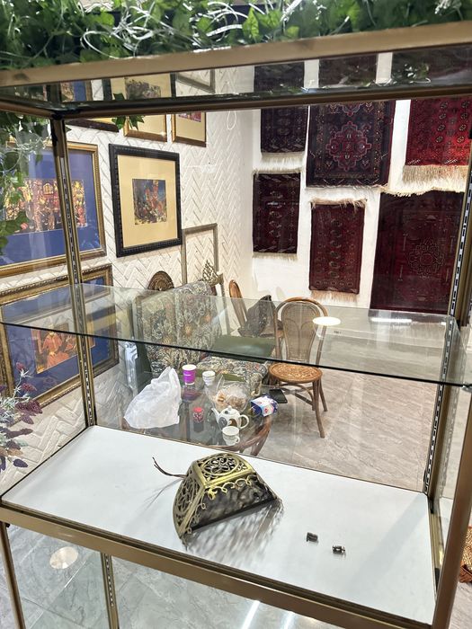 Стеклянные витрины 10 шт